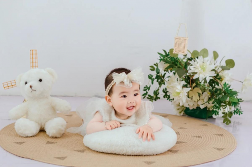 永新宝宝三个月抬头不稳